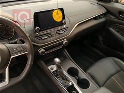 نيسان ألتيما